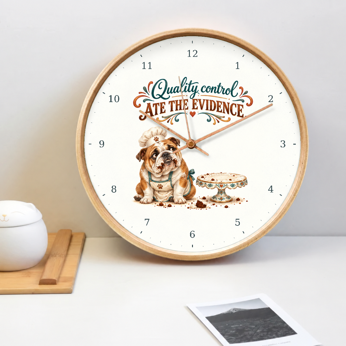 IMAGE_02_Tabletop_-_Funny_Bulldog_Chef_Wall_Clock_30cm_Wooden_Frame_-_WC-H086_-_649310204342.png