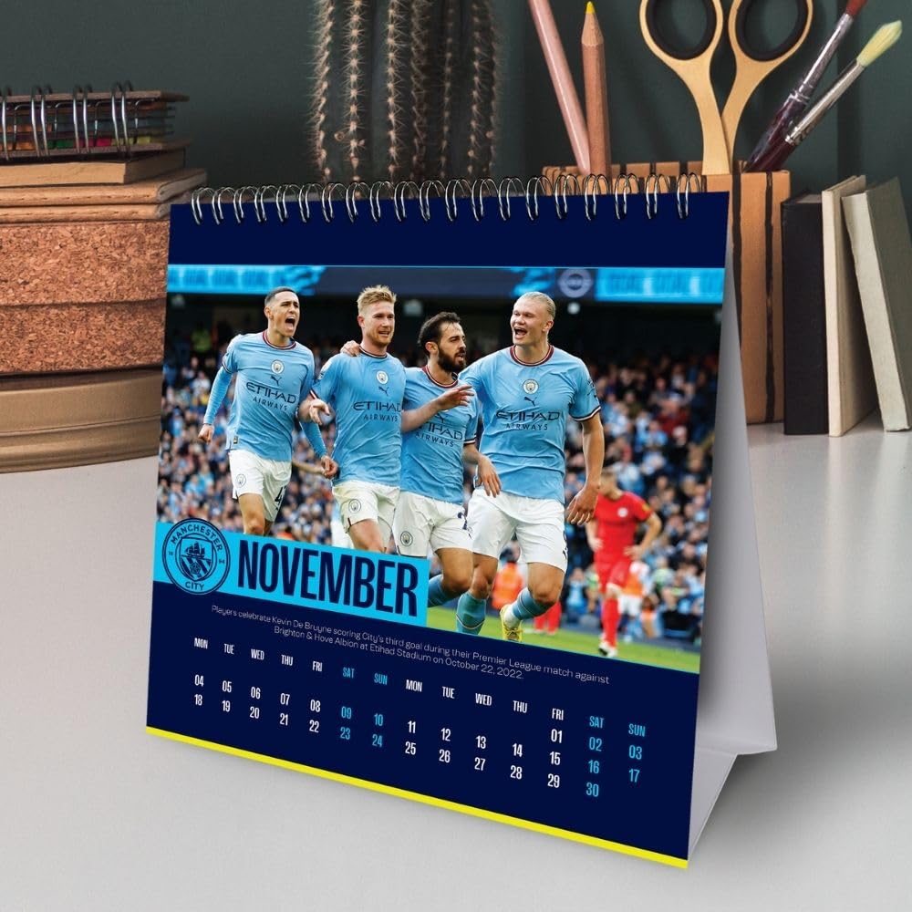 2024 Manchester City FC Desk Easel Calendar