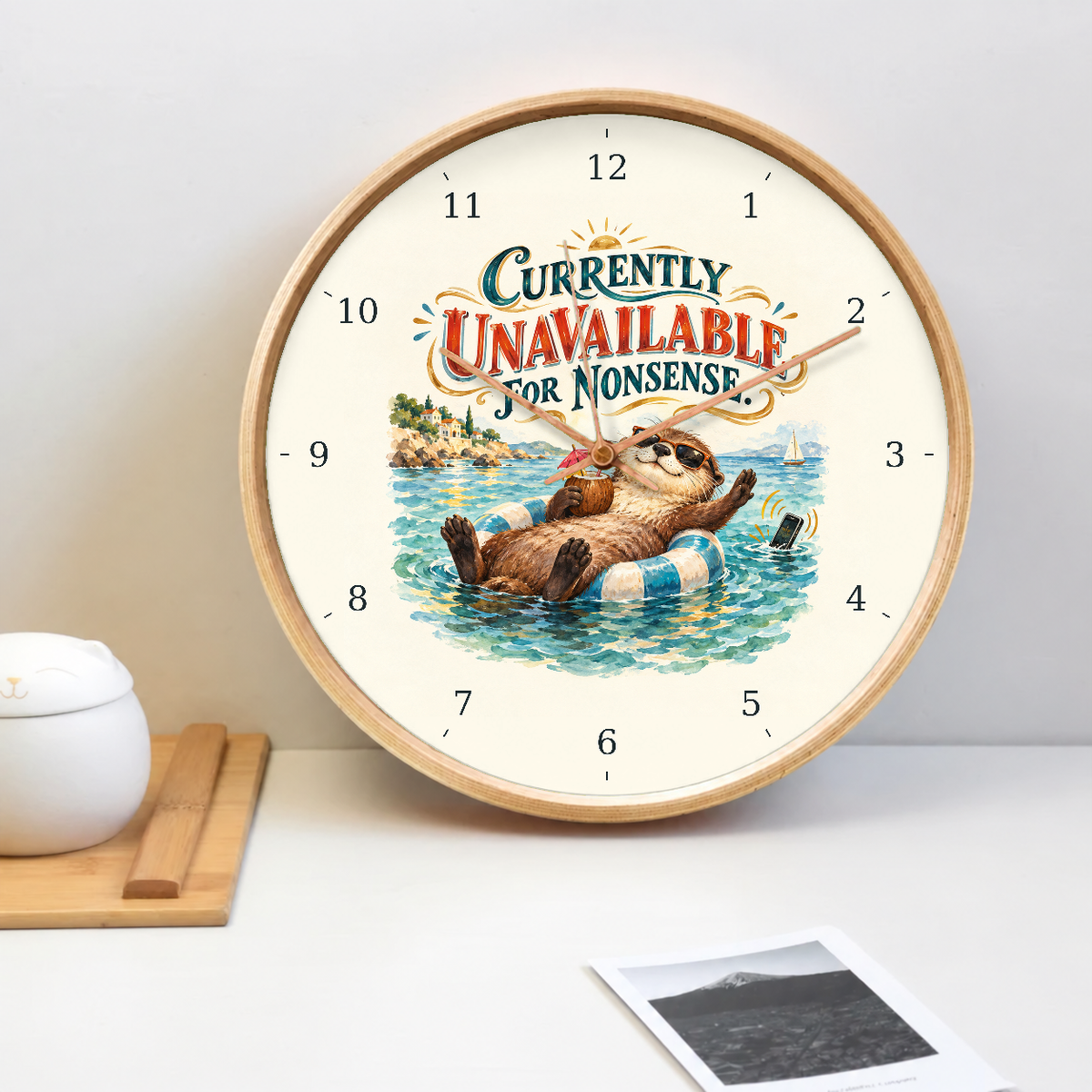 IMAGE_02_Tabletop_-_Funny_Holiday_Otter_Wall_Clock_30cm_Wooden_Frame_-_WC-H079_-_649310204274.png