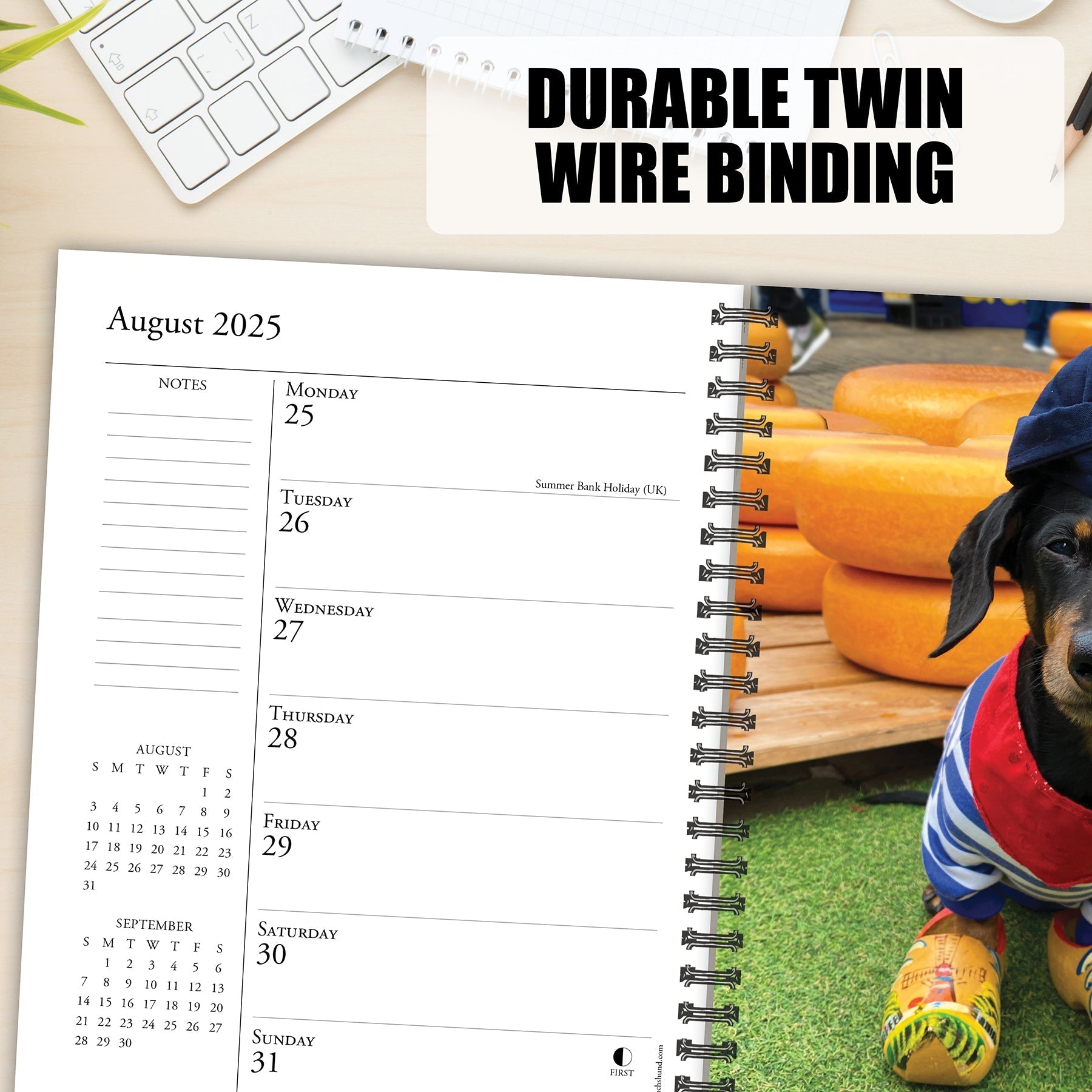 2025 Crusoe the Celebrity Dachshund - Weekly Diary/Planner (US Only)